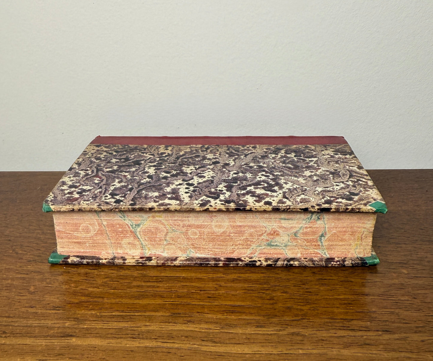 Antique French travel book "Voyage au Tour du Monde" - La Pérouse, Vol. 29, 1832