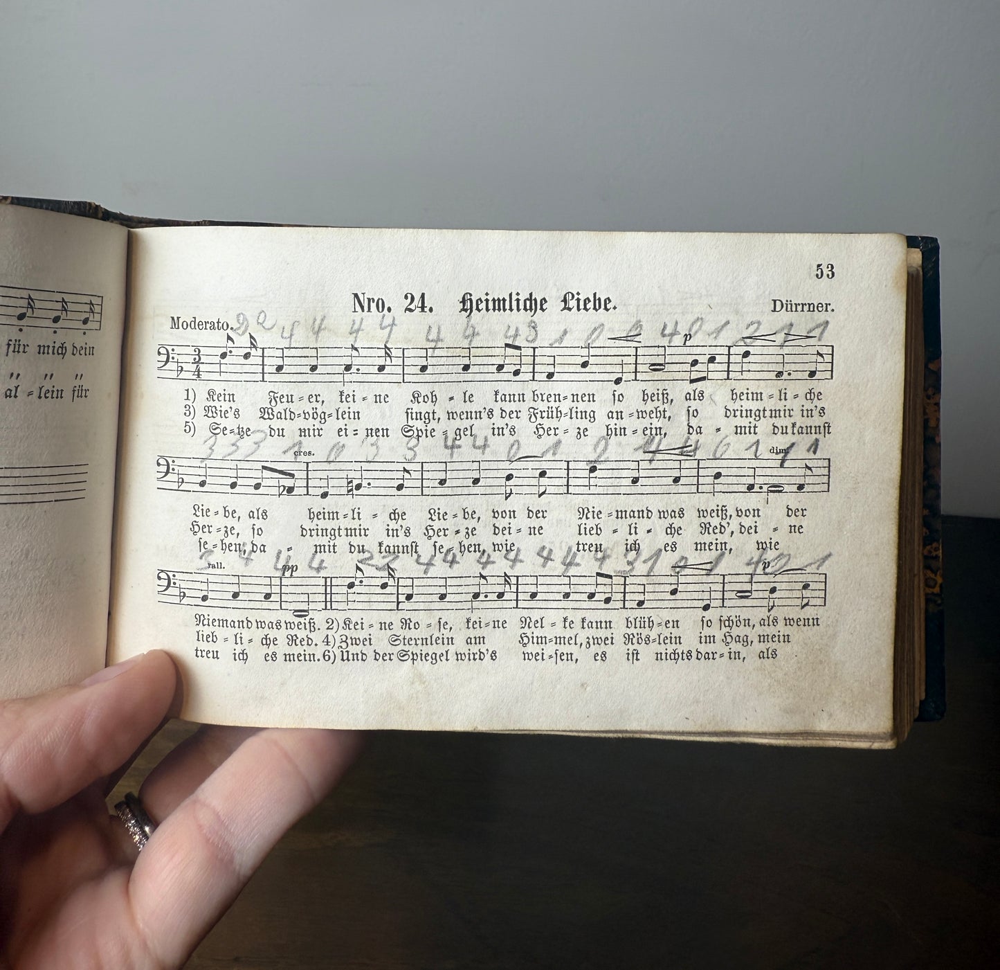 Antique German miniature song book set "Regensburger Liederkranz" in original case - 1863