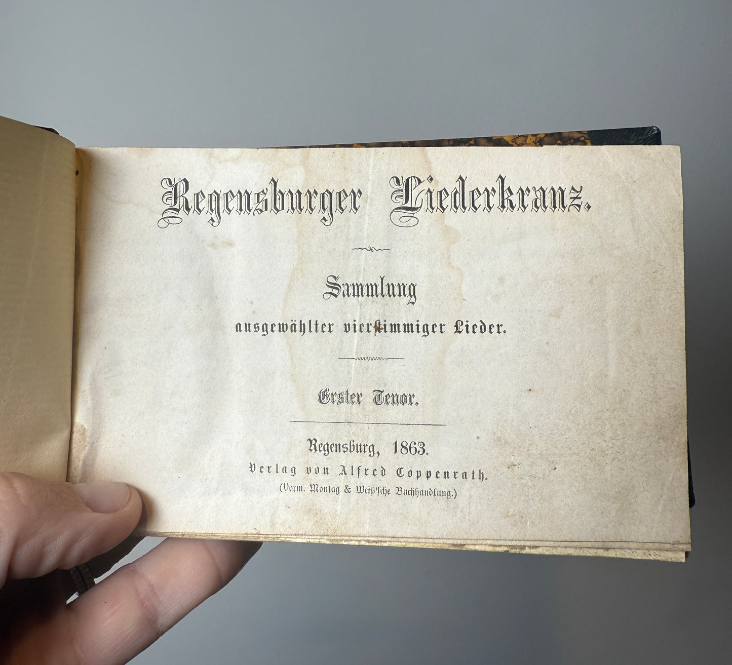 Antique German miniature song book set "Regensburger Liederkranz" in original case - 1863