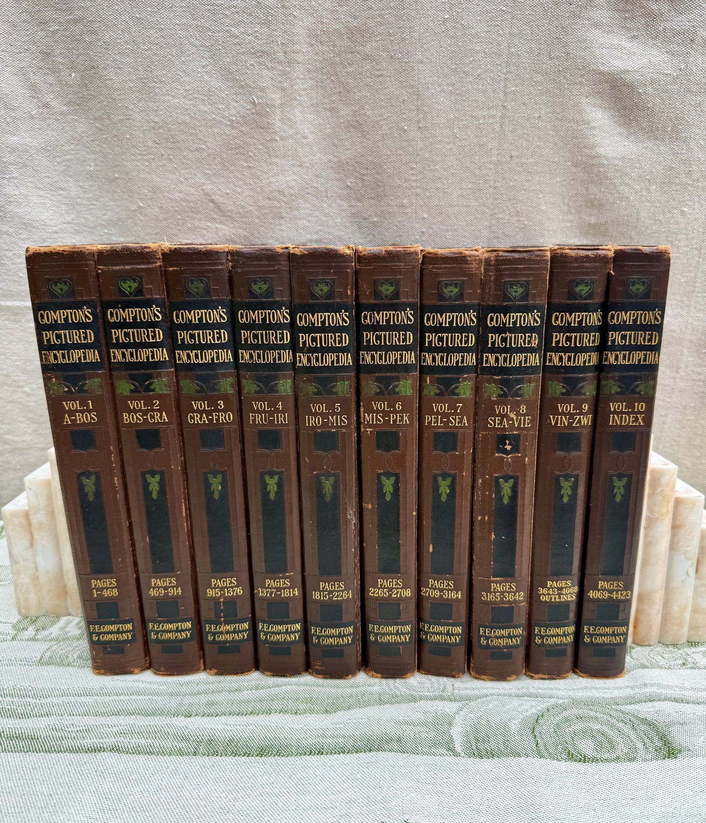 Nearly-Antique 1929 Compton's Pictured Encyclopedia Complete 10-Volume Set
