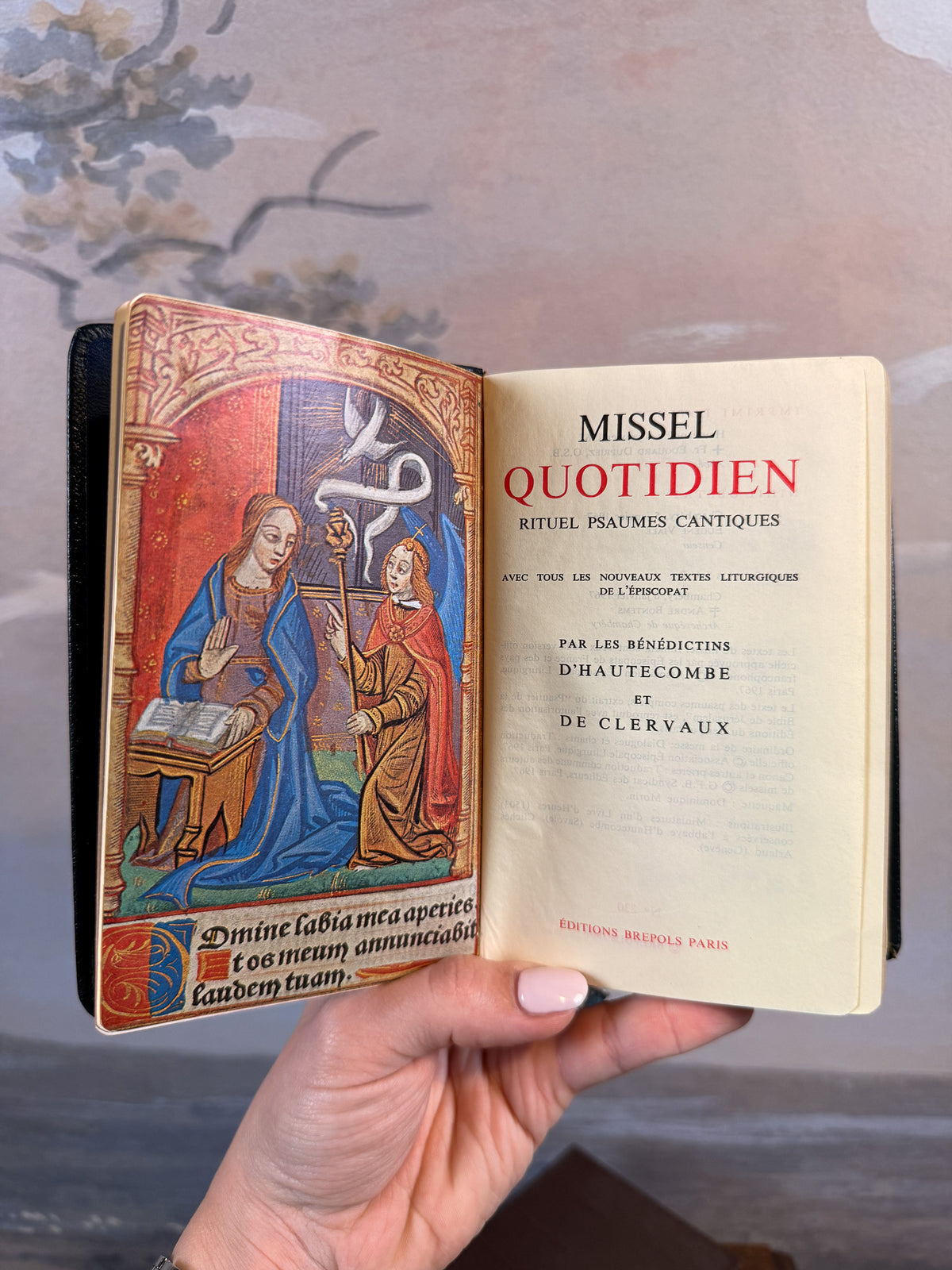 1967 "Missel quotidien vesperal" book, blue [French]