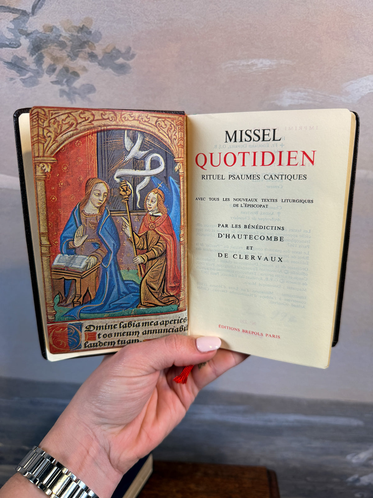 1967 "Missel quotidien vesperal" book, brown [French]