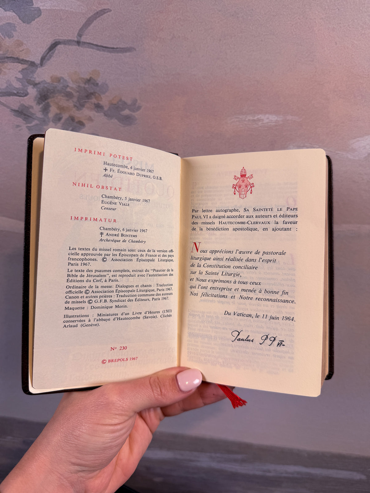 1967 "Missel quotidien vesperal" book, brown [French]