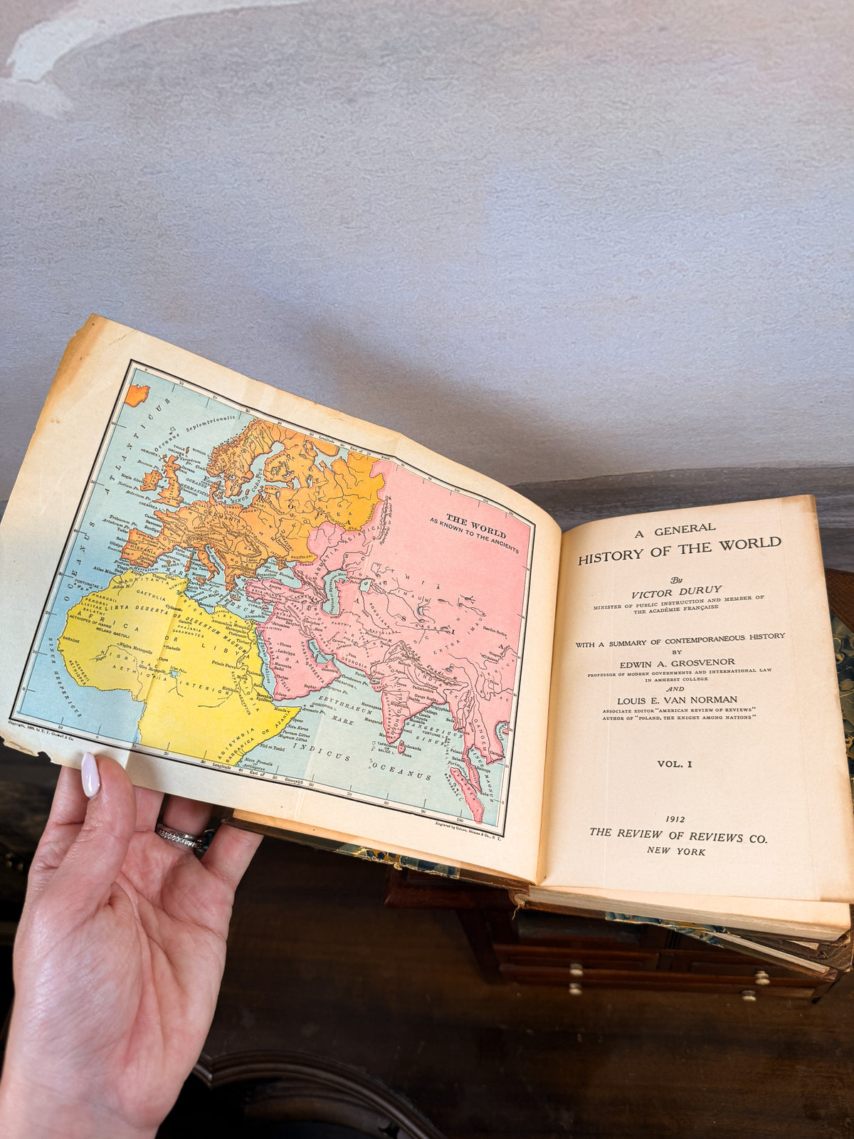 1912 "A General History of the World", set of 3 books [English]