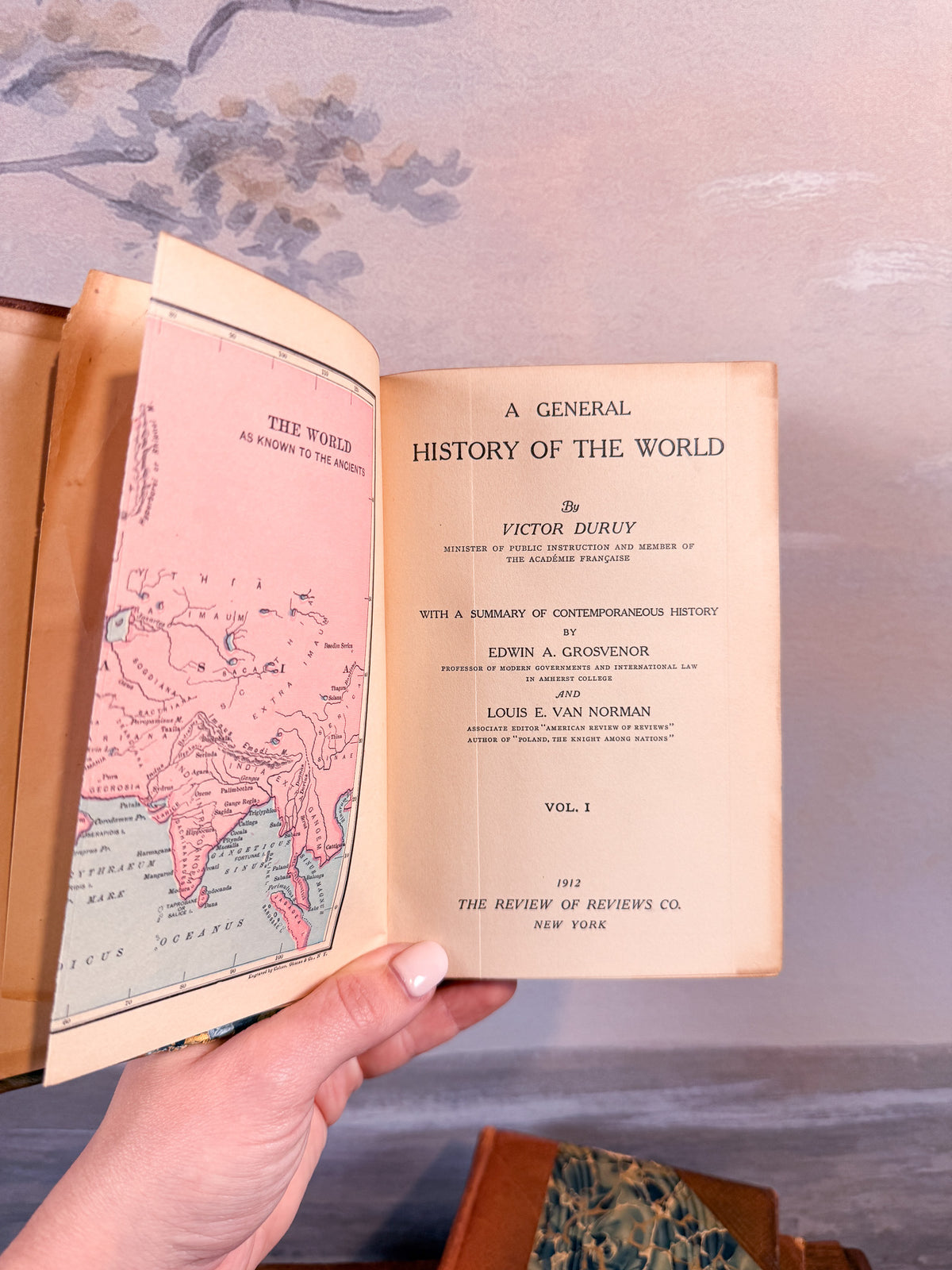1912 "A General History of the World", set of 3 books [English]