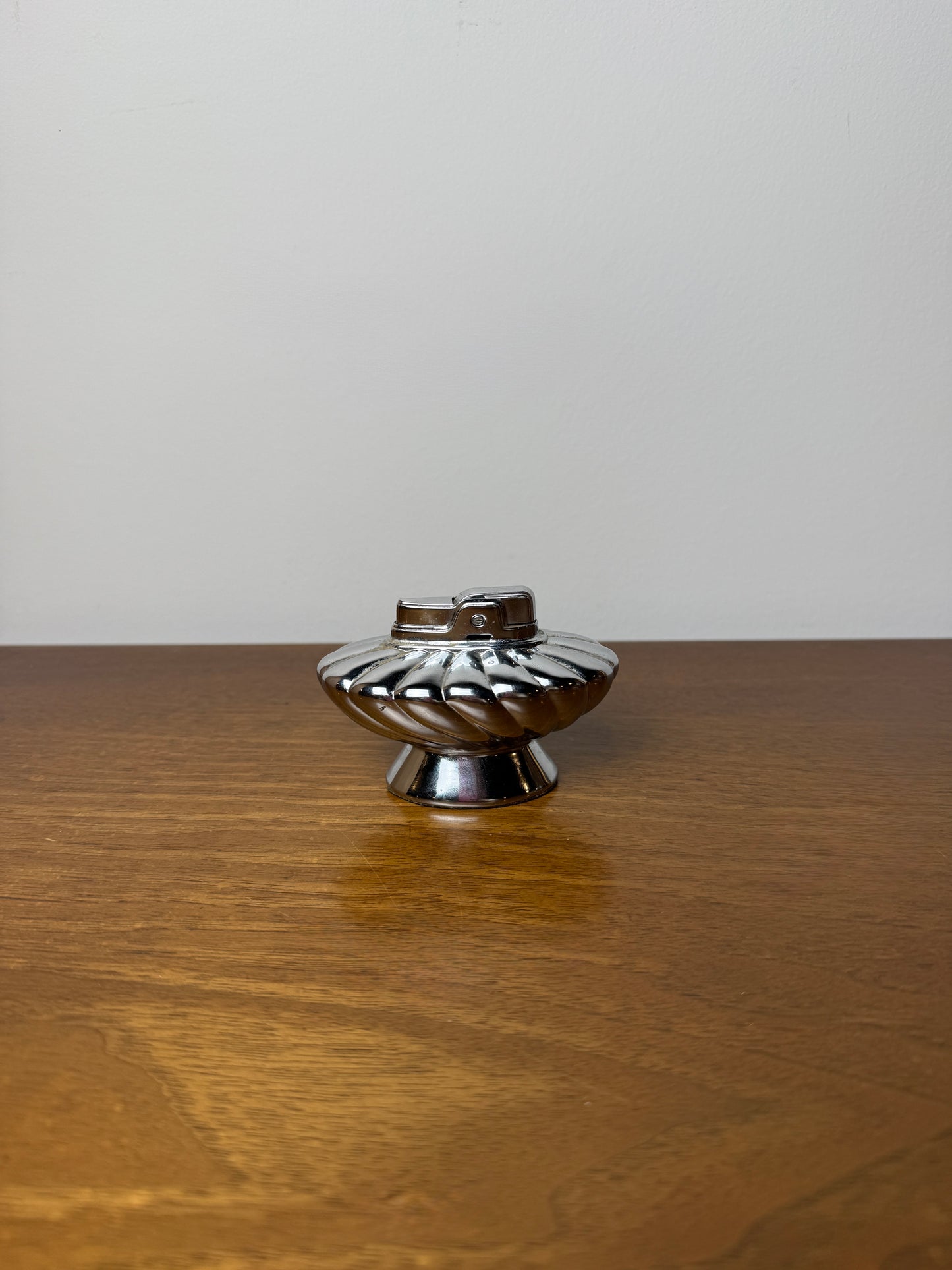 MCM Ronson Regal table lighter